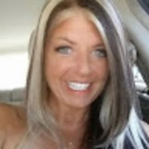 Meet your Posher, Deborah